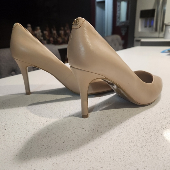 Karl Lagerfeld pumps - Picture 2 of 3